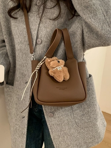 Women Retro Pebbled PU Leather Bucket Bag Minimalist Shoulder Handbag With Detachable Strap And Cute Plush Animal Pendant