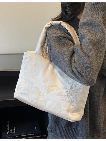 Women Vintage Embroidered Satin Tote Bag New Chinese Style Floral Jacquard Quilted Puffy Shoulder Bag Elegant Handbag
