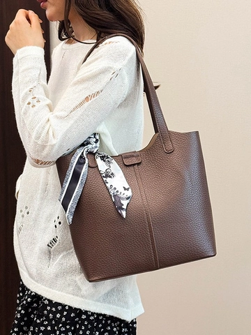Borsa Tote da Donna in Pelle PU con Grana di Litchi Grande Capacità Borsa a Secchiello con Sciarpa di Seta Stampata