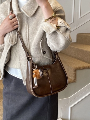 Vintage Oil Wax PU Leather Hobo Bag For Women Fashion Commute Shoulder Bag With Plush Monster Pendant Single Adjustable Strap Solid Color Handbag