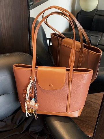 Borsa Tote da Donna Grande Capacità Motivo Litchi in Pelle PU Borsa a Spalla Casual Pendolare con Ciondolo a Orso