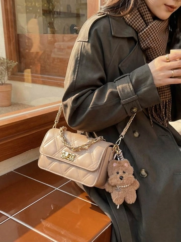 Women Quilted Chain Shoulder Bag PU Leather Small Square Crossbody Bag With Twist Lock And Plush Animal Charm For Daily Use