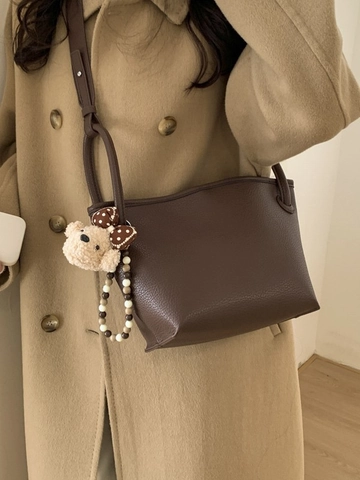 Minimalist PU Leather Bucket Bag For Women Fashion Lychee Pattern Crossbody Shoulder Bag With Plush Bear Pendant Handbag
