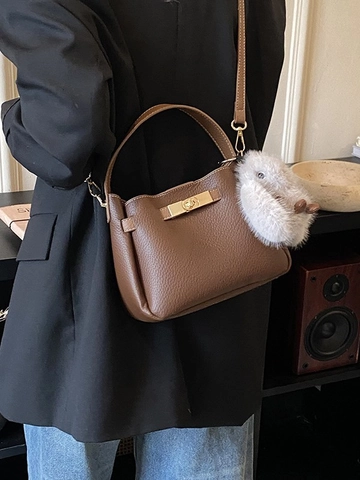 Women's Luxury Litchi Pattern PU Leather Bucket Bag Vintage Minimalist Handbag With Metal Twist Lock And Plush Rabbit Charm Shoulder Crossbody Bag