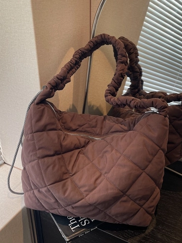 Dames Grote Capaciteit Ruitvormig Doorgestikte Tote Bag Lichtgewicht Geplooide Schoudertas Casual Handtas Met Rits