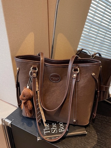 Vintage PU Leather Tote Bag Large Capacity Shoulder Bag With Plush Bear Pendant For Women Casual Commuter Handbag