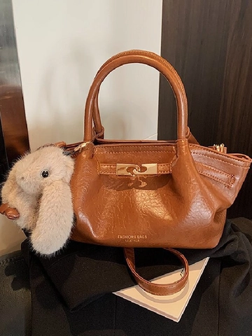 Vintage Pleated PU Leather Shoulder Bag For Women Gold Metal Lock Handbag With Rabbit Charm Casual Crossbody Bucket Bag