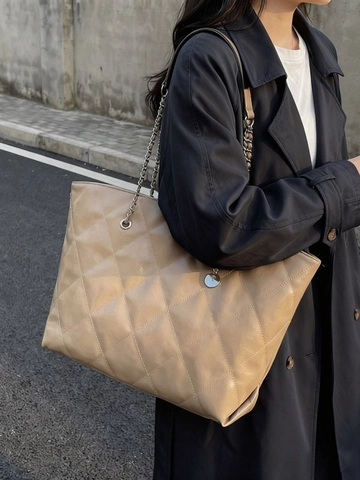 Grand Sac Cabas Matelassé Brillant pour Femmes en Cuir PU Sac à Bandoulière Avec Chaîne Style Vintage pour Bureau Trajet Quotidien