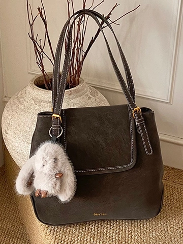 Vintage Large Capacity PU Leather Shoulder Bag For Women Contrast Stitching Flap Tote Bag With Plush Rabbit Pendant Bucket Bag