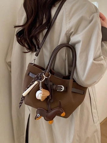 Bolso Cubo Casual de Cuero PU para Mujer Con Colgante de Perro Béisbol Bolso de Hombro Retro Minimalista para Mujer