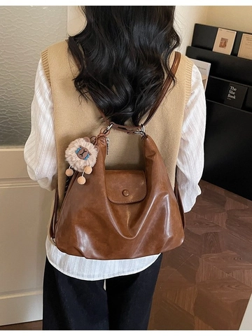 Borsa a Spalla Vintage in Pelle PU per Donna Grande Capacità Borsa Hobo Retrò Con Ciondolo in Peluche Borsa da Lavoro
