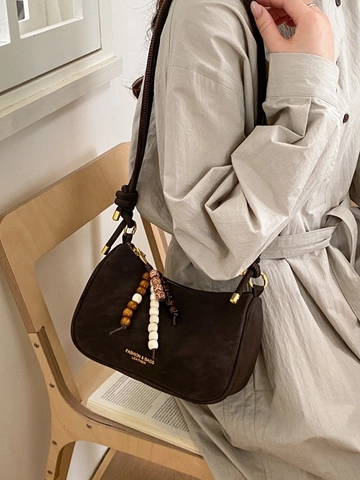 Women Vintage PU Leather Underarm Bag Minimalist Solid Color Shoulder Bag With Beaded Pendant Elegant Commuter Handbag