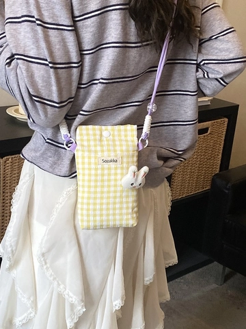 Sac à Bandoulière pour Téléphone Portable en Tissu Vichy pour Femme Avec Charme Lapin en Peluche Sangle Corde Réglable