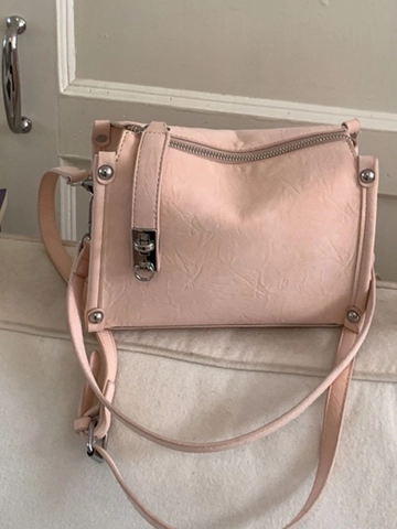 Damen Falten PU Leder Umhängetasche Minimalistisch Nische Handtasche Nietendekor Kissentasche Mit Verstellbarem Schultergurt