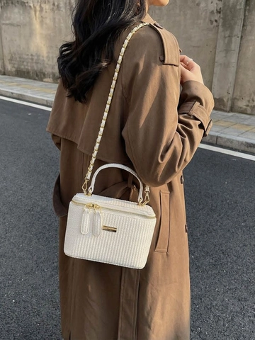 Women Retro Woven Square Bag Vanity Case Style Chain Shoulder Crossbody Handheld Bag PU Leather Box Handbag For Daily Travel