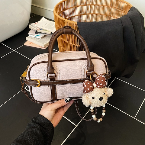 Retro Litchi Grain PU Leather Boston Bag For Women Fashionable Small Square Handbag With Cute Bear Pendant Commuter Crossbody Shoulder Bag