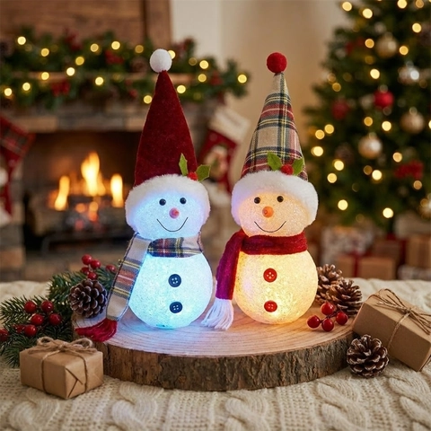 Décorations de Noël Bonhomme de Neige Lumineux Figurine LED Bonhomme de Neige Avec Bonnet Tricoté Écharpe Décor de Fête Noël Cadeau