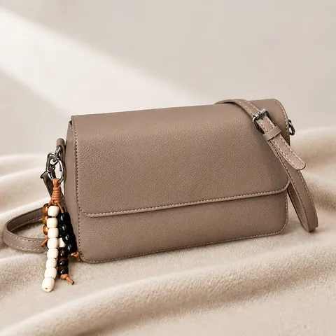 Petit Sac Carré en PU Grain de Galet Style Coréen Charme en Perles de Bois Boucle Magnétique Bandoulière Réglable Décontracté