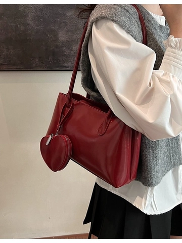 Retro PU Leather Large Capacity Shoulder Bag For Women Underarm Tote Bag With Heart Pendant Solid Color Fashion Commuter Bag