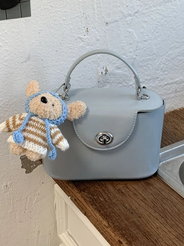 Sac Bandoulière Élégant en Cuir PU pour Femme Sac Boîte à la Mode Avec Pendentif Ours en Peluche Fermeture à Verrou pour le Quotidien