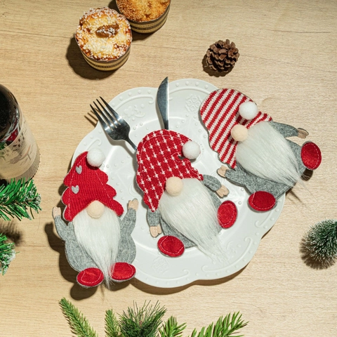 Christmas Gnome Cutlery Holder Table Decoration Felt Knitted Dwarf Pocket For Knife Fork Holiday Party Dining Decor