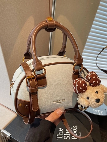 Borsa Boston da Donna in Pelle PU Retrò Patchwork Grana Litchi Borsa a Tracolla Con Charm in Peluche e Rivetti per l'Uso Quotidiano