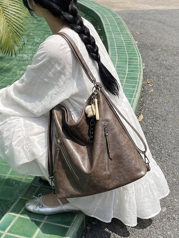 Damen Klassisch PU Leder Einkaufstasche Großes Fassungsvermögen Retro Schultertasche Baseball Anhänger Lässig Handtasche