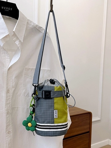 Drawstring Water Bottle Bag Plaid Color Block Nylon Shoulder Crossbody Bag With Flower Pendant Outdoor Cycling Sports Mobile Phone Bucket Bag