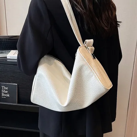Grand Sac Oreiller en Cuir PU Motif Crocodile pour Femmes Sac en Bandoulière Métallique Tendance pour Trajet Quotidien