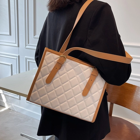 Sac Tote Matelassé à Losanges Femmes Grande Capacité en Cuir PU Sac à Épaule Avec Boucle en Métal Pour Trajet École