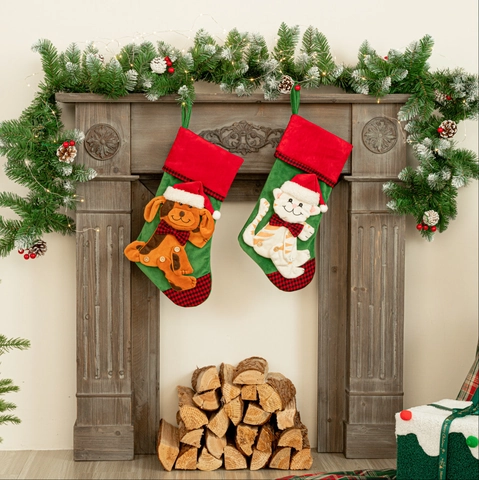 Christmas Stocking 3D Cartoon Cat Dog Red Green Plaid Polyester Hanging Decorative Holiday Fireplace Decor For Xmas Party