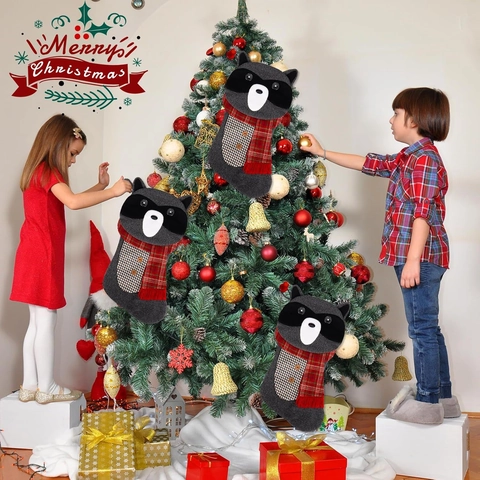 Calza di Natale 3D a Forma di Procione Fatta a Mano in Feltro Sciarpa Scozzese Bottoni Decorativi Borsa Regalo da Appendere