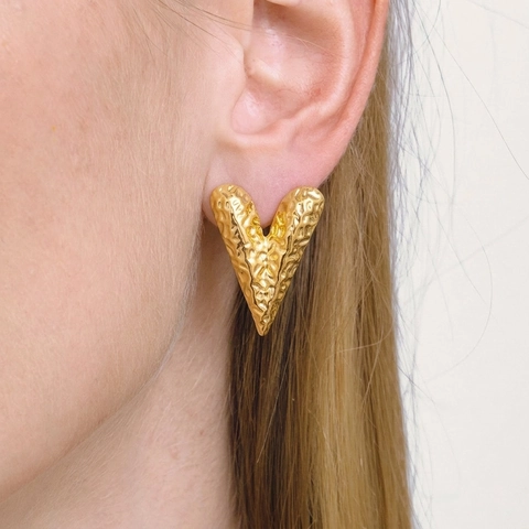 Heart Stud Earrings 18K Gold Plated Stainless Steel Hammered Texture Waterproof Hypoallergenic Retro For Women