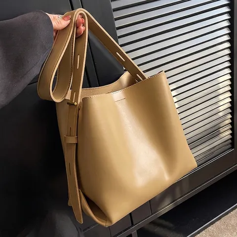 Women Large Capacity PU Leather Bucket Bag Minimalist Solid Color Crossbody Shoulder Handbag With Adjustable Wide Strap