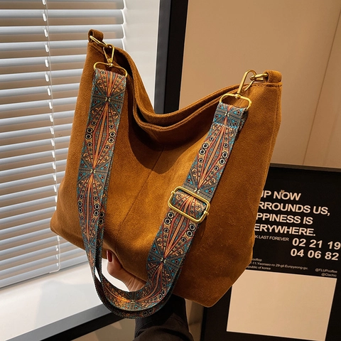 Women Vintage PU Suede Texture Tote Bag Large Capacity Commute Shoulder Bag Bohemian Wide Strap Retro Messenger Bag