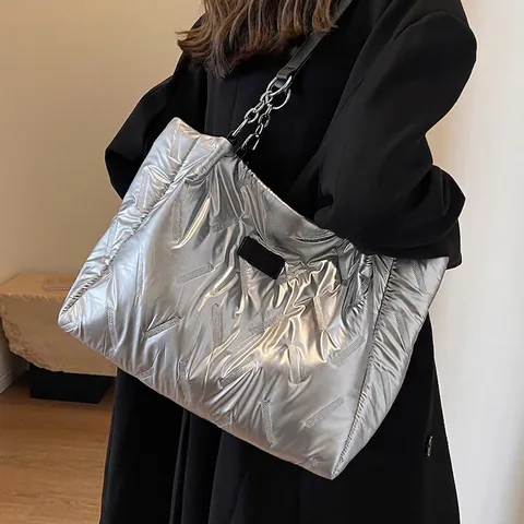 Borsa Tote Trapuntata da Donna di Grande Capacità Lucentezza Metallica Tracolla con Catena Borsa a Mano per Pendolari College