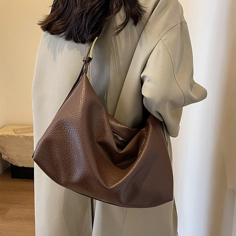 Large Capacity Women Hobo Shoulder Bag PU Pebbled Leather Minimalist Slouchy Tote Versatile Commuter Handbag Gold Hardware Zipper