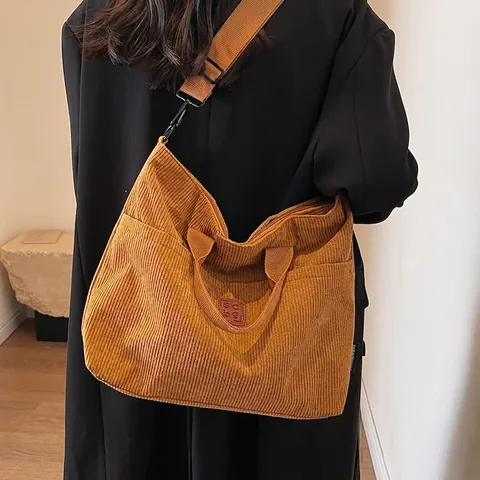 Große Kapazität Cord Einkaufstasche Für Damen Gerippte Umhängetasche Mit Verstellbarem Gurt Leder Patch Lässige Tägliche Crossbody Tasche