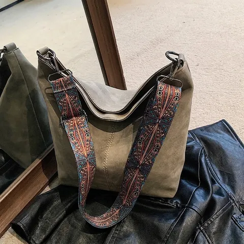 Women Retro Matte PU Leather Hobo Bag Large Capacity Ethnic Bohemian Wide Strap Shoulder Crossbody Bucket Bag Travel Purse
