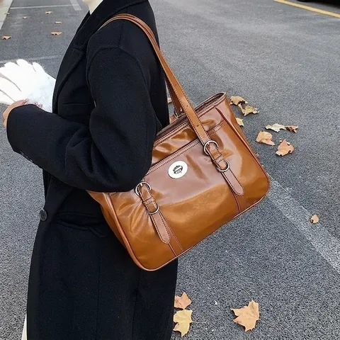 Damen Große Kapazität PU Leder Tote Bag Vintage Glänzende Schultertasche Mit Silber Drehverschluss Pendeln Arbeitstasche Für Damen