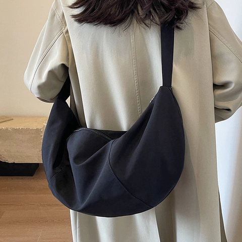 Large Capacity Canvas Crescent Crossbody Bag For Women Wide Strap Dumpling Shoulder Bag Casual Travel Handbag Tote