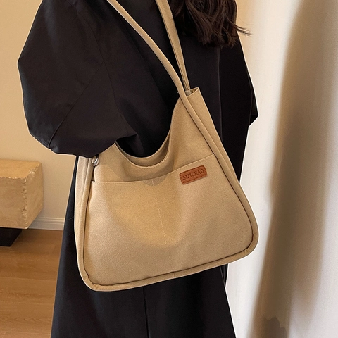 Minimalistische Canvas Achseltasche Für Damen Große Kapazität Tote Leder Patch Magnetverschluss Einfarbig Lässige Umhängetasche