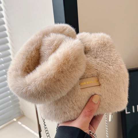 Women Faux Fur Plush Bucket Bag Soft Shaggy Handbag With Chain Shoulder Strap Solid Color Winter Casual Bag