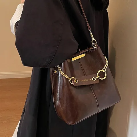 Retro PU Leder Eimer Umhängetasche Für Damen Vintage Schultertasche Mit Goldener Kette Metall Dekorative Kleine Handtasche