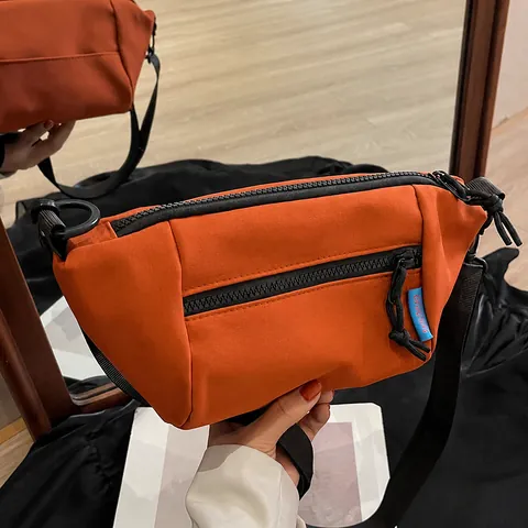 Damen Große Kapazität Segeltuch Umhängetasche Casual Street Trend Brusttasche Reißverschluss Multi Pocket Verstellbarer Gurt