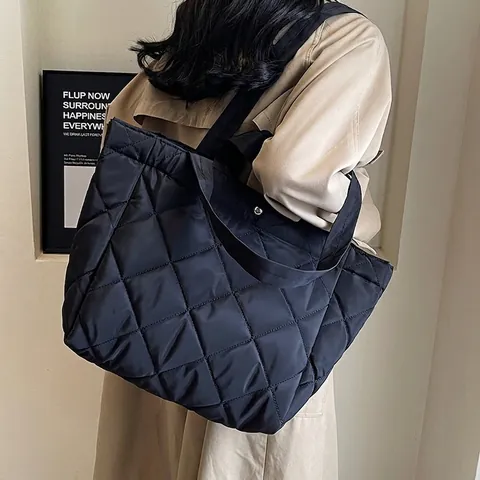 Grote Capaciteit Gewatteerde Nylon Tote Tas Voor Dames Minimalistisch Ruitpatroon Schoudertas Casual Woon-werkverkeer Handtas Werk