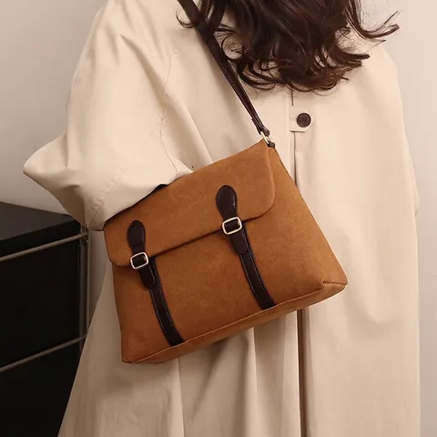 Retro Mattiertes Wildleder Umhängetasche Große Kapazität Vintage Schultertasche Mit Doppelter Schnalle Klappe Mode Messenger Bag Damen