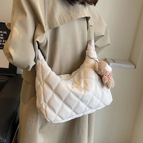 Women's Large Capacity Nylon Quilted Tote Bag Fashion Rhombic Shoulder Crossbody Handbag With Bear Charm For Daily Travel