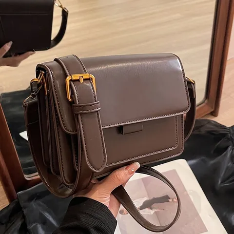 Vintage PU Leather Square Crossbody Bag For Women Retro Accordion Pleats Shoulder Bag With Gold Metal Buckle Daily Travel Bag