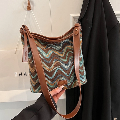 Borsa a Secchiello Intrecciata Retrò per Donna Motivo Chevron Bohemien Tracolla in Pelle PU Borsa a Tracolla Casual Grande Capacità